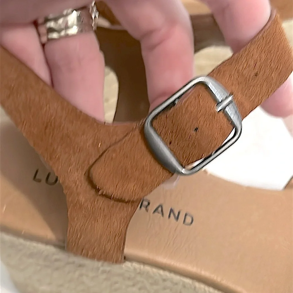 Lucky Brand Women's Naveah leather Sandals Brown Size 8 M GUC